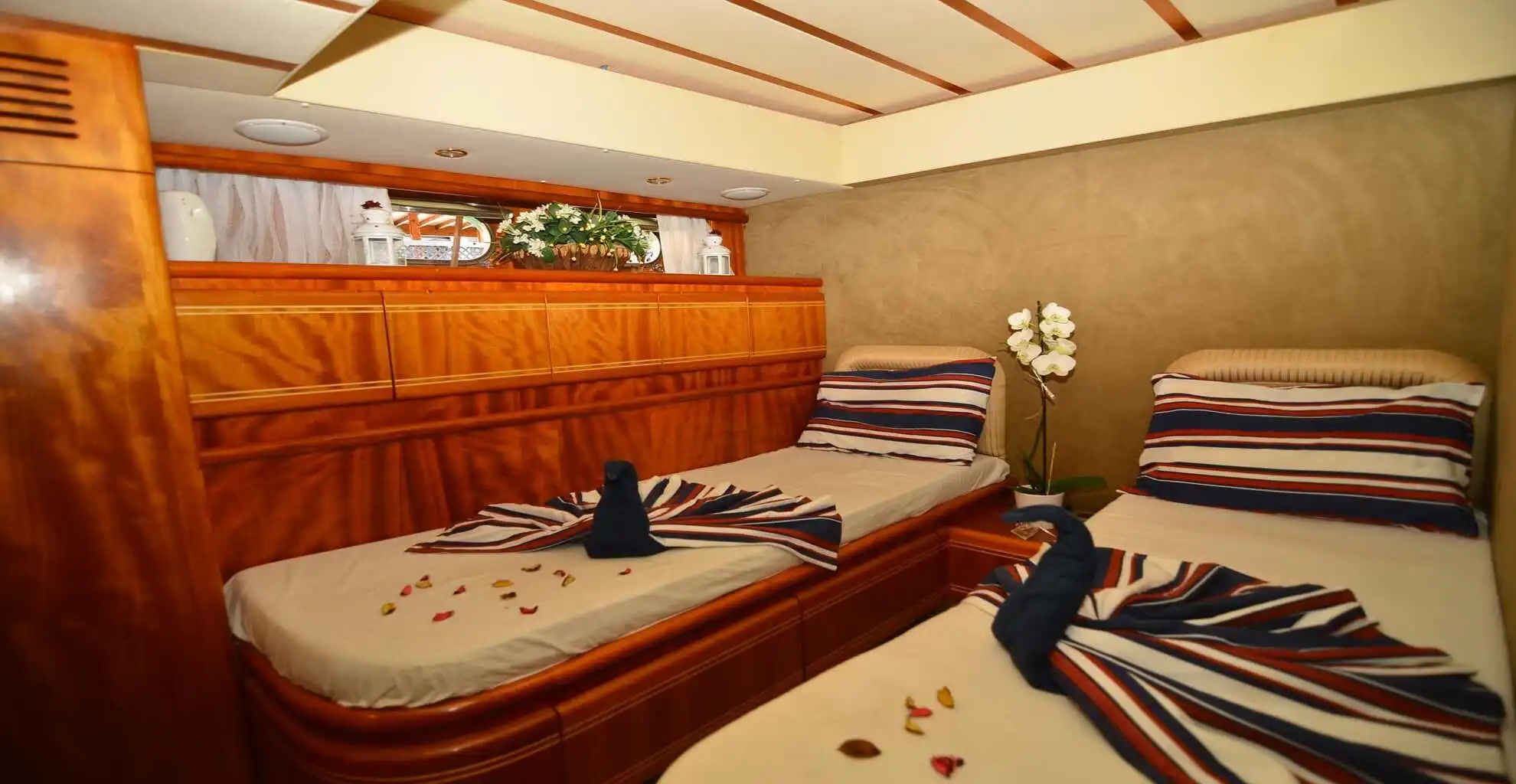 YACHT VİP EMRE
